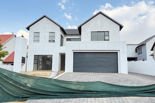 Stunning House North Legon